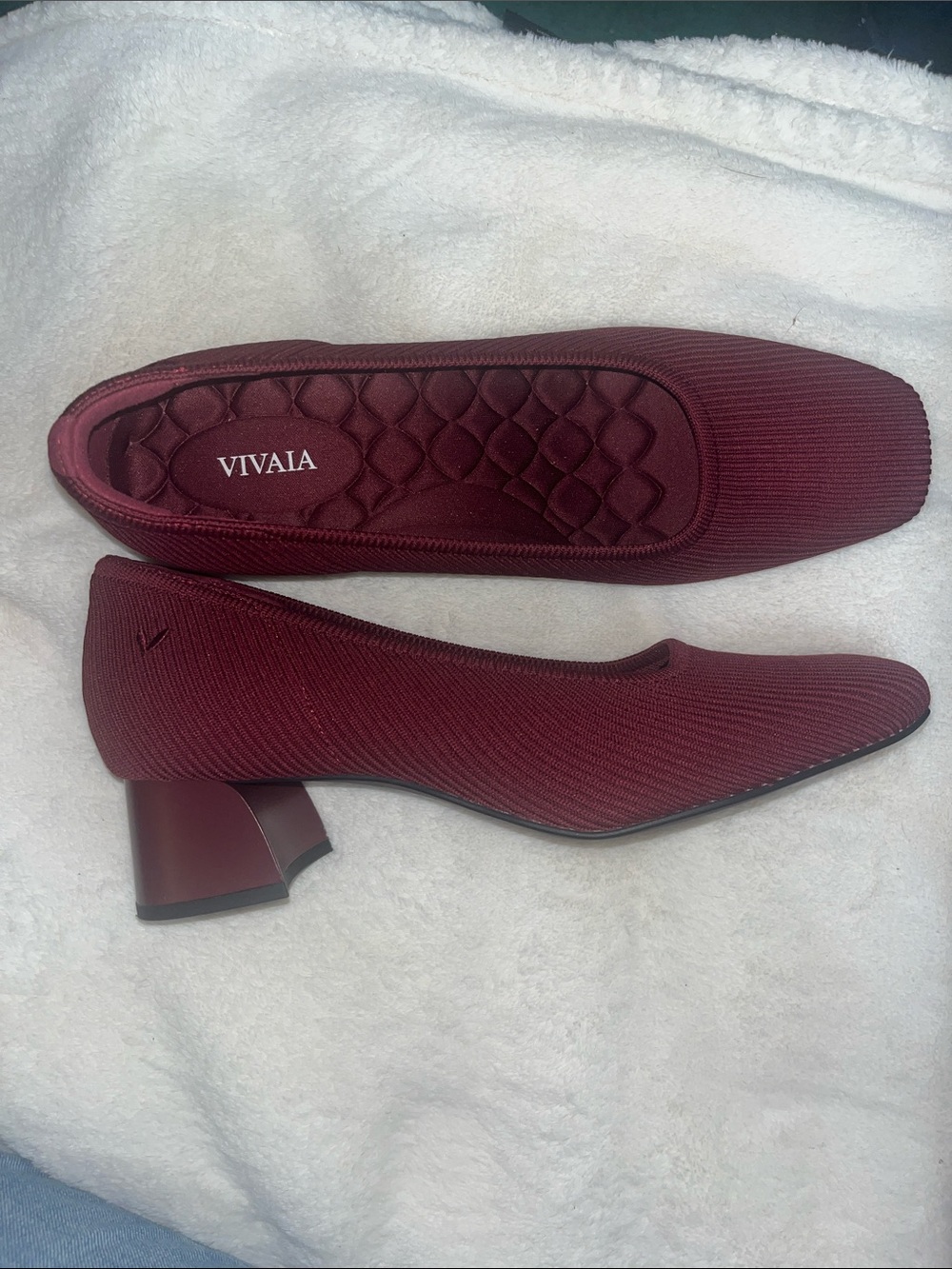 Women's Burgundy Mid-Heel Ballet Pump